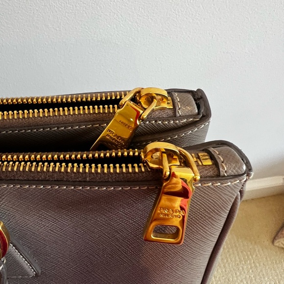 Prada Tan Satchel with Structured Shape and Gold Accents - Picture 4 of 12